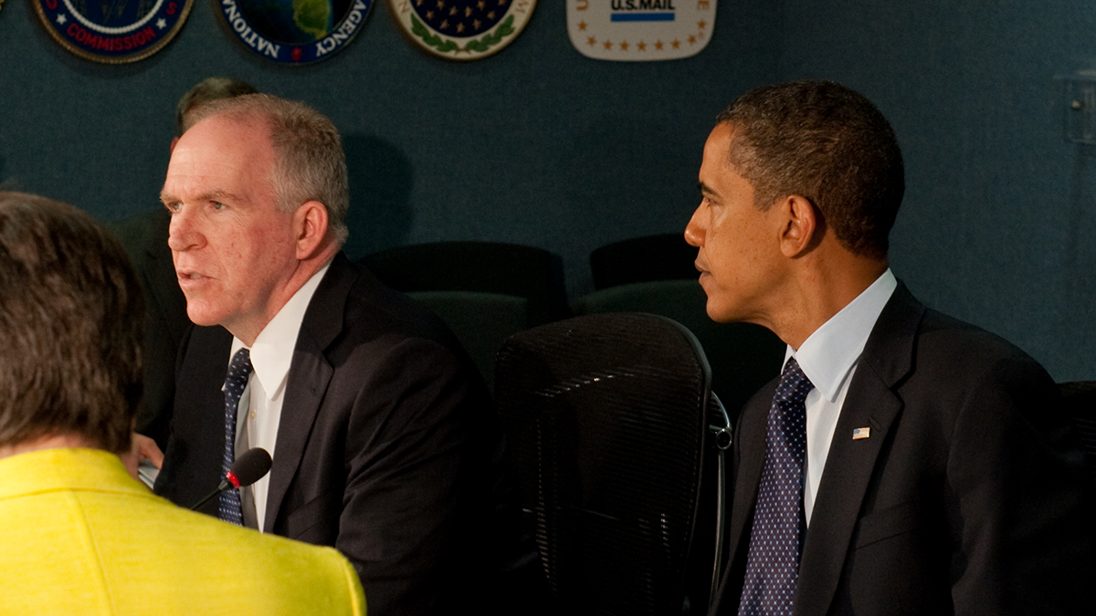 /img/2025/brennan-obama-2009.png