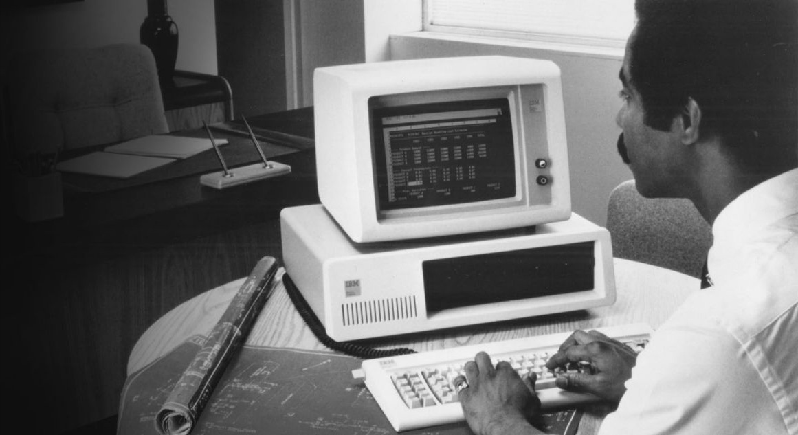 /img/2025/ibm-pc.jpg
